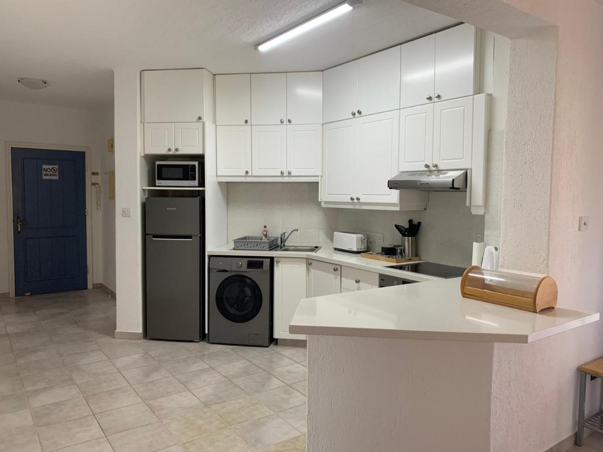 Kings Palace - Stylish, Modern 2 Bed With Sea Views Paphos Exteriör bild