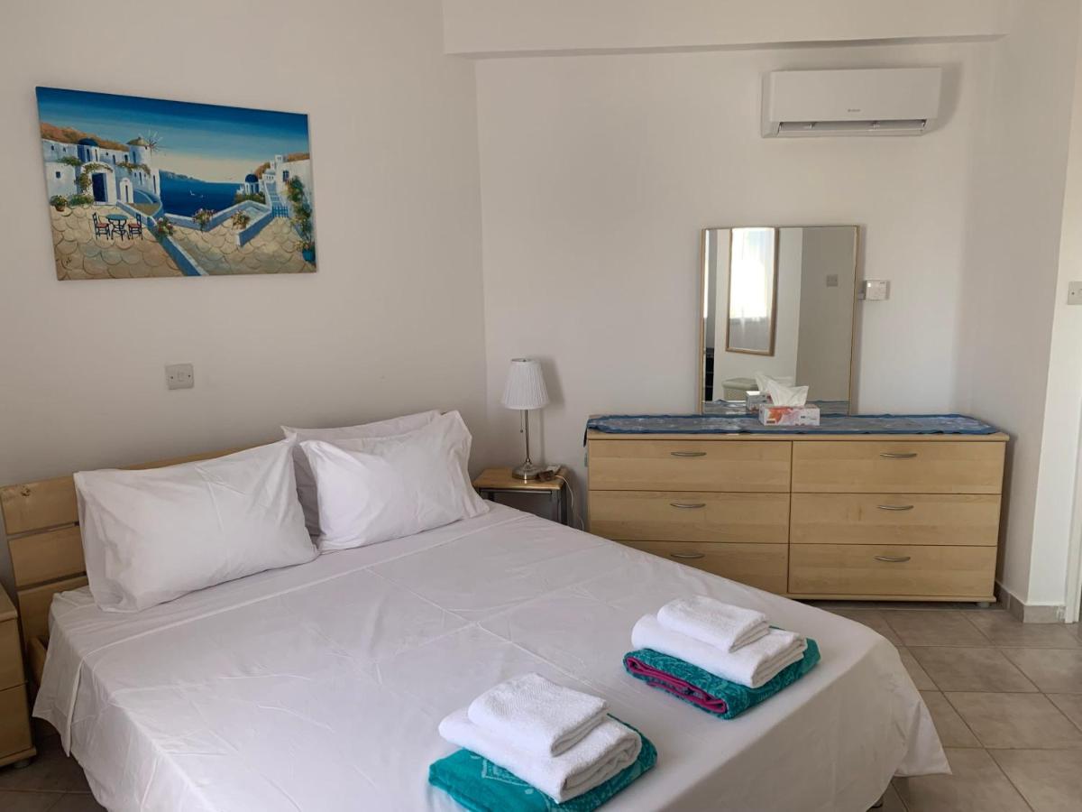 Kings Palace - Stylish, Modern 2 Bed With Sea Views Paphos Exteriör bild